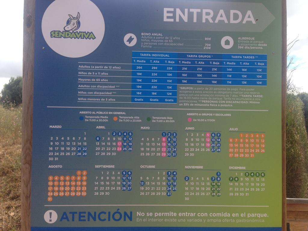 Apartamento Turistico Cigueena De Arguedas Luaran gambar