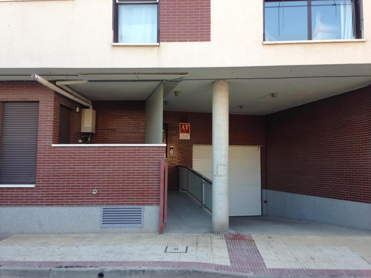 Apartamento Turistico Cigueena De Arguedas Luaran gambar